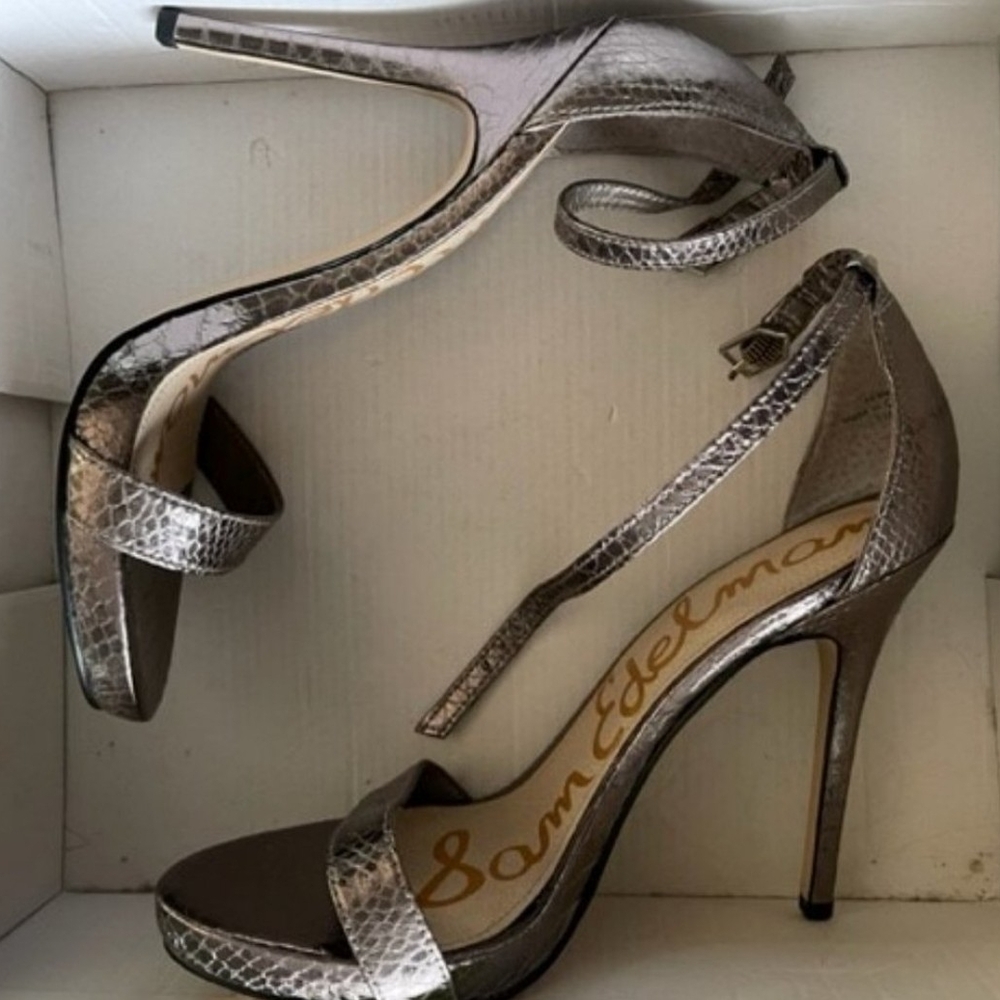Sam Edelman Silver-Pewter-leather Strappy Heels. Never Worn. Size 7 1/2. SNKPRT. - Picture 2 of 5